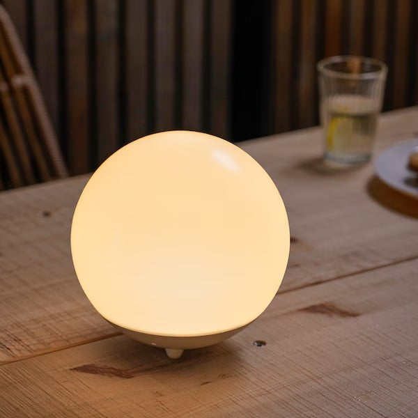 SOLVINDEN LED solar-powered floor lamp, outdoor/globe white