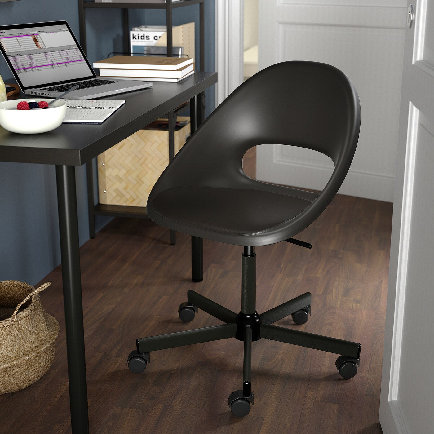 ELDBERGET / MALSKÄR Swivel chair, beige/white