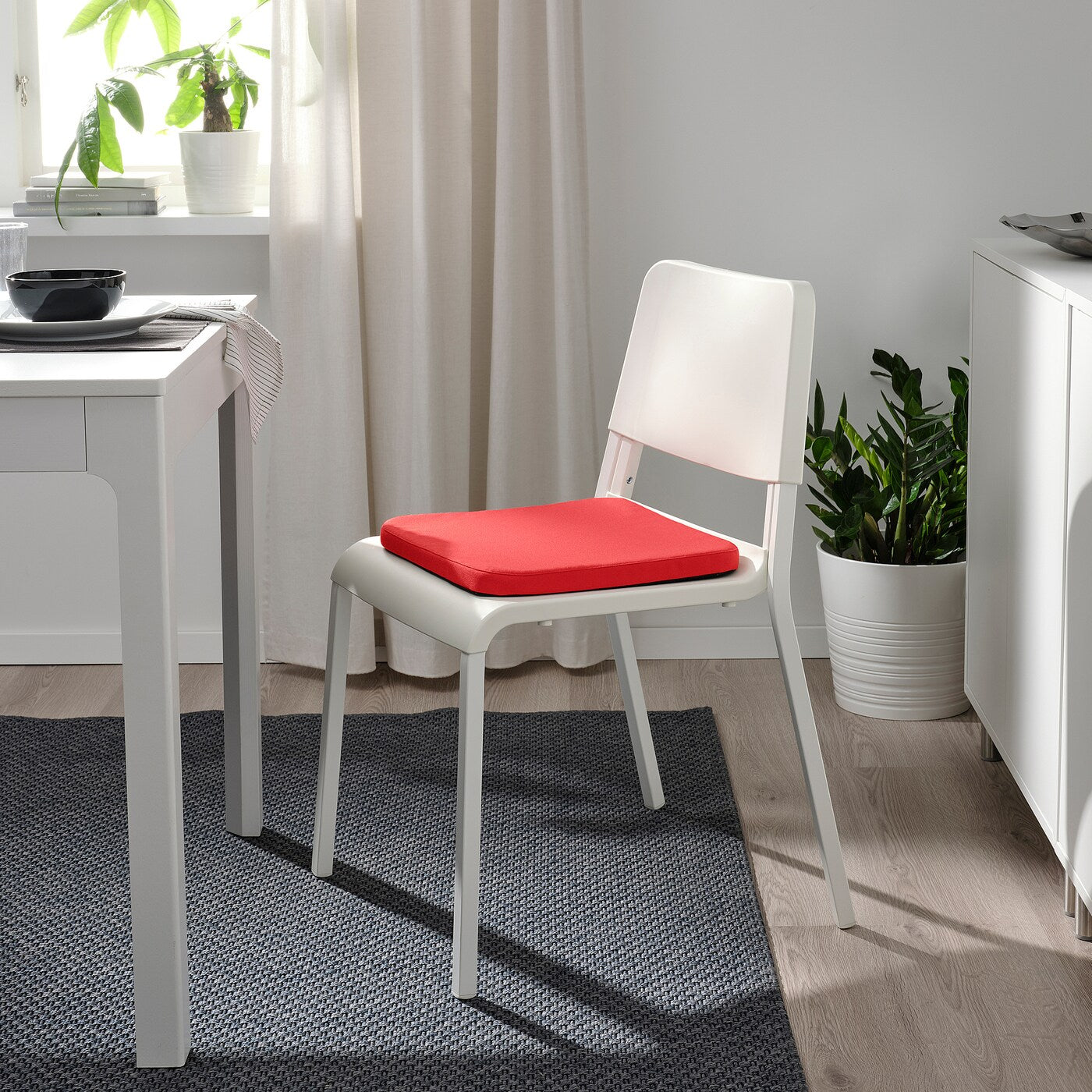 STAGGSTARR Chair pad, red, 36x36x2.5 cm