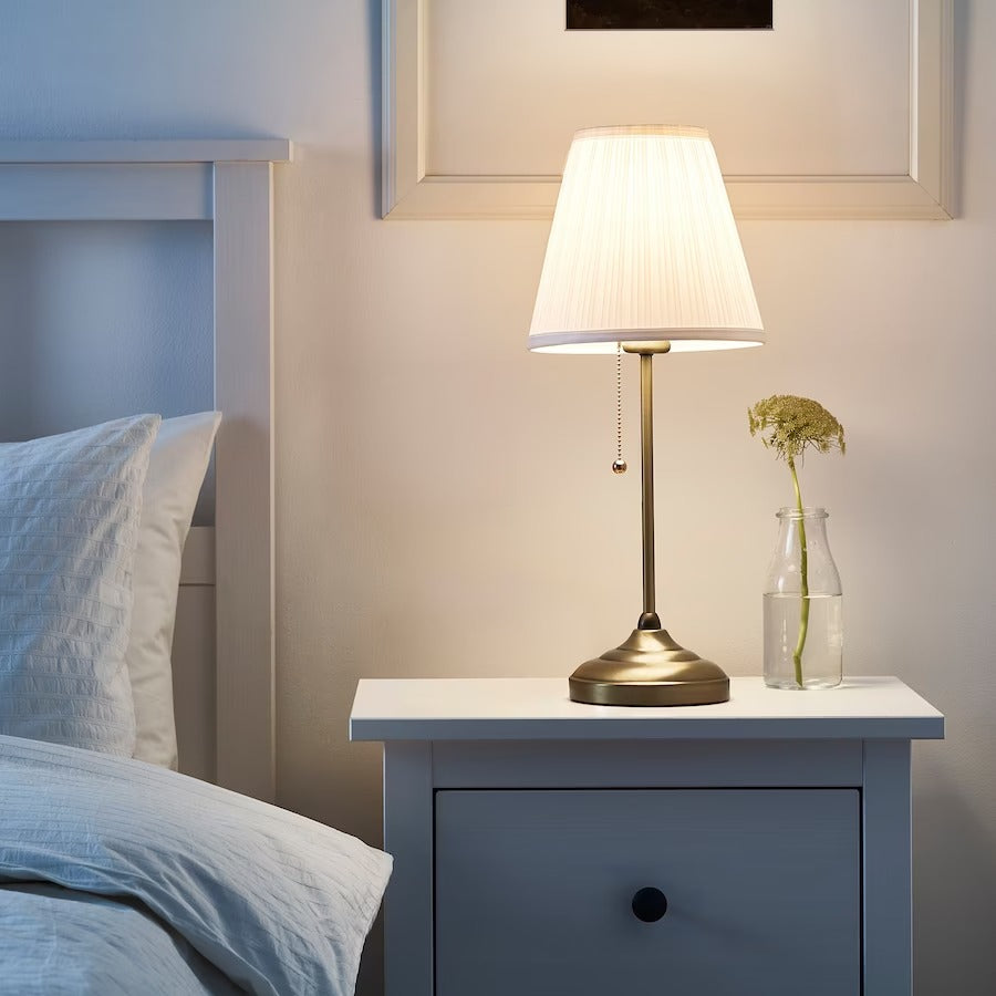 ÅRSTID Table lamp, brass/white