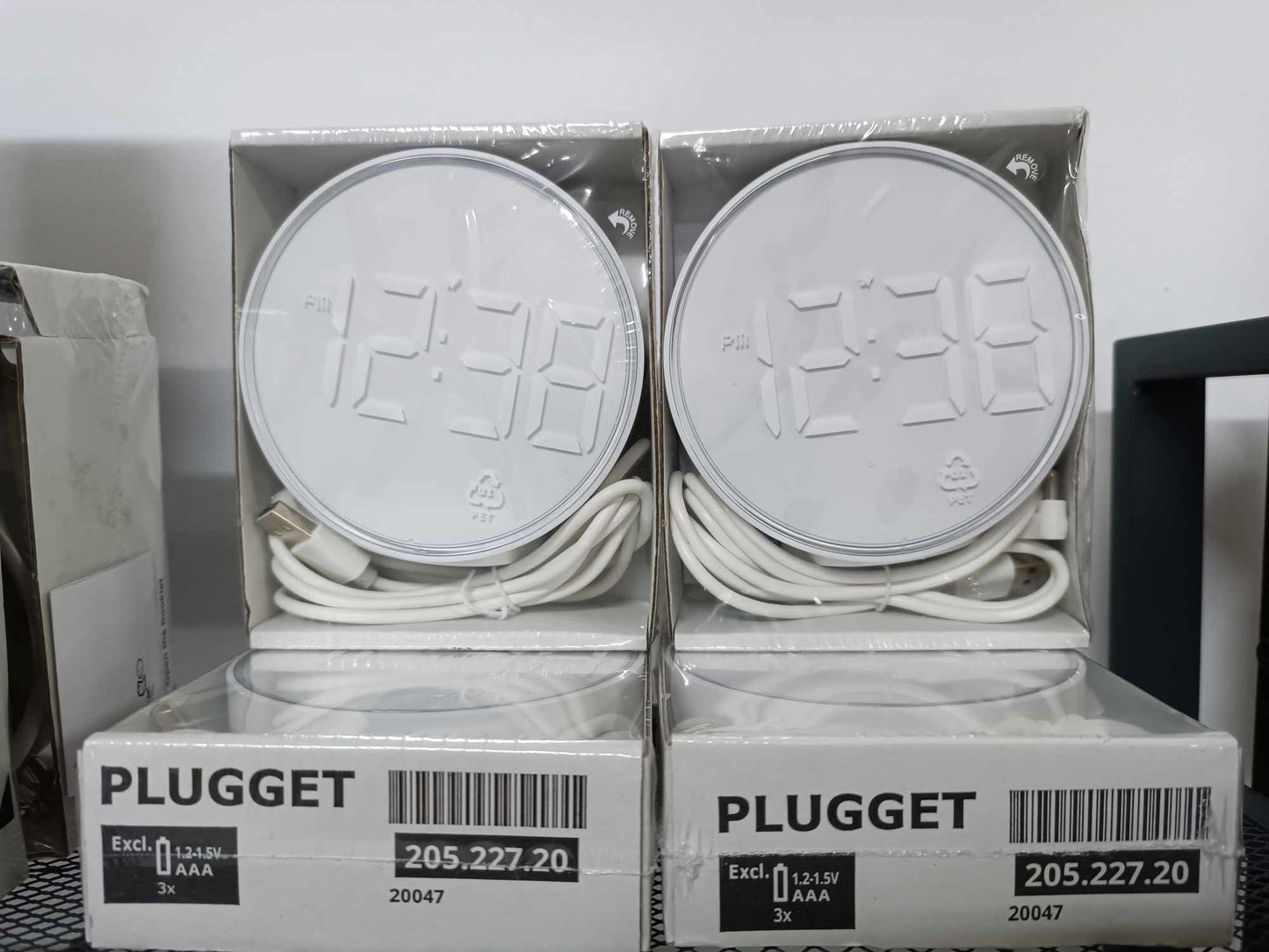 PLUGGET Alarm clock, white, 11 cm