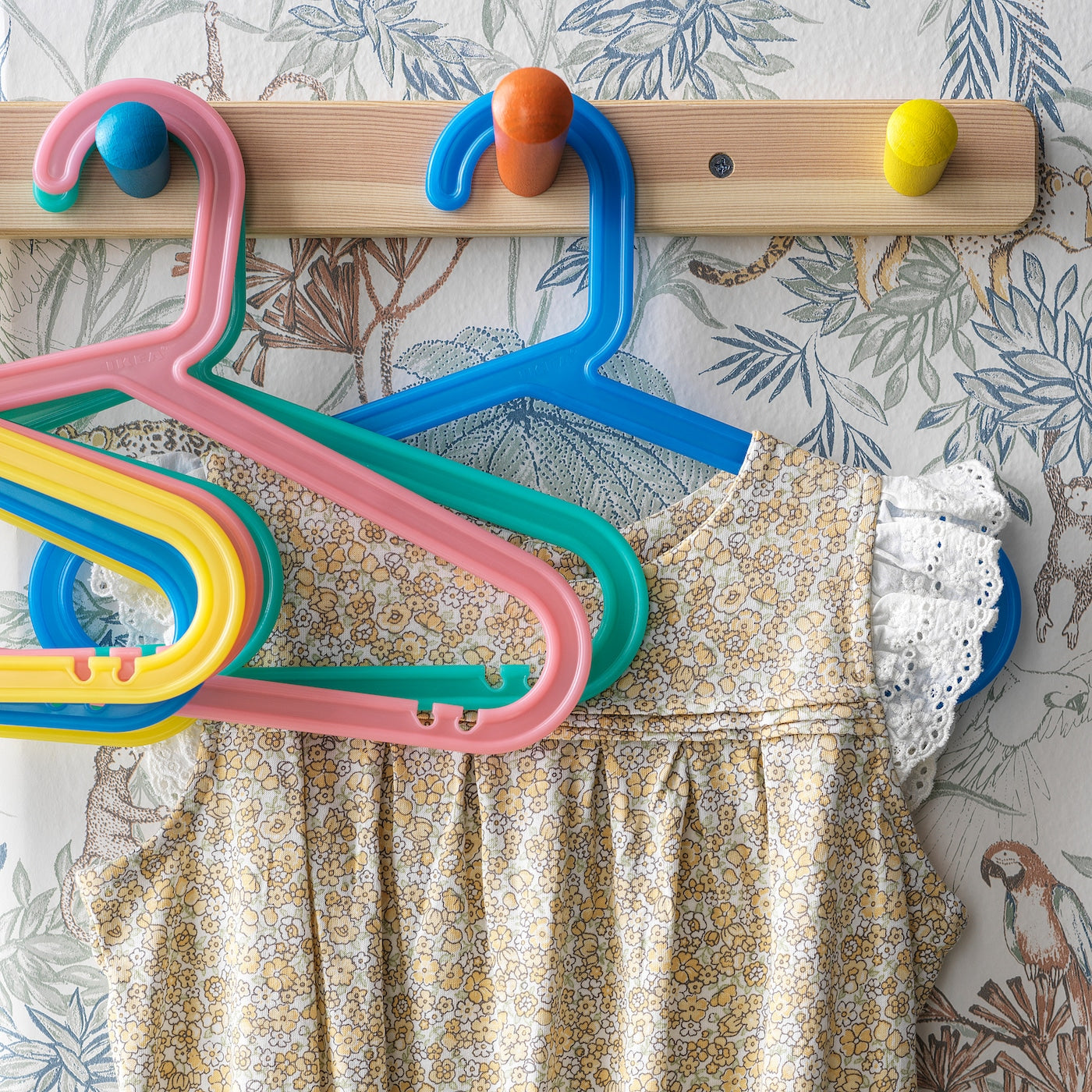 BAGIS Children's coat-hanger, mixed colours