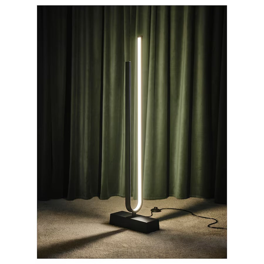 PILSKOTT LED floor lamp, smart black