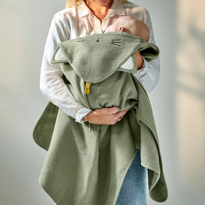 GULDVÄVARE Baby towel with hood, green, 60x125 cm
