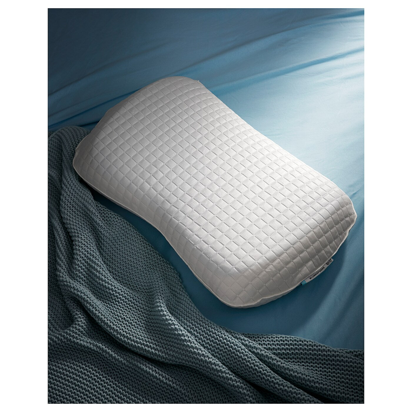 KLUBBSPORRE Ergonomic pillow, side/back sleeper, 41x70 cm