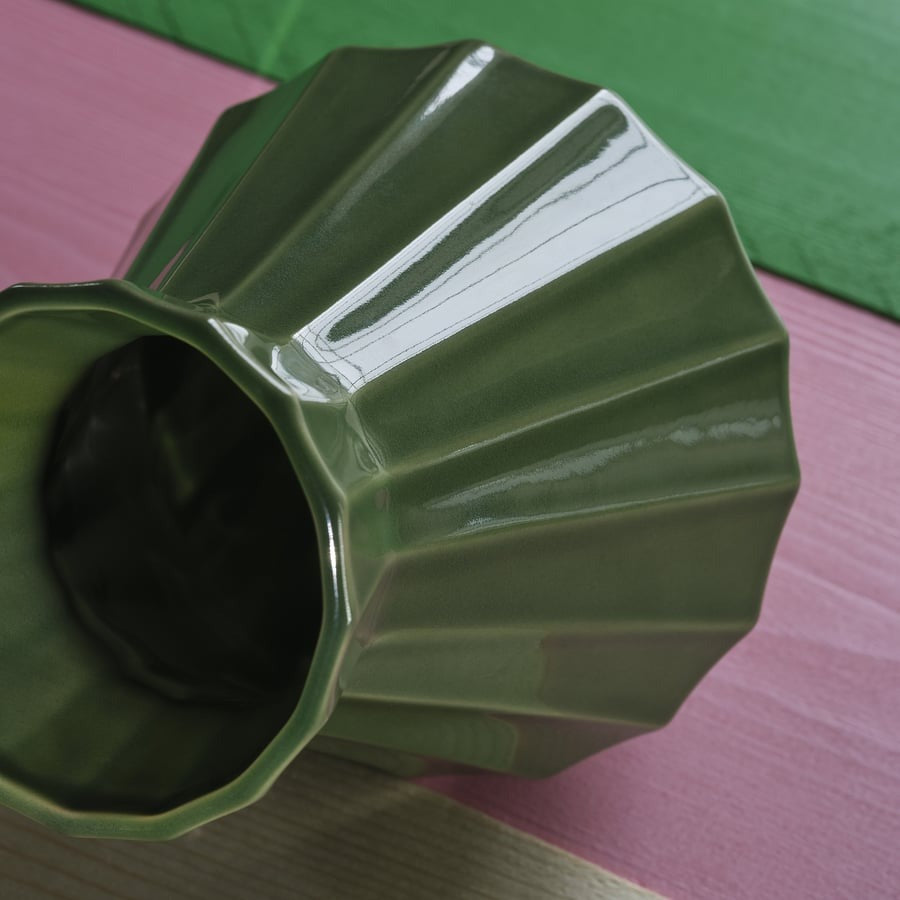 MÄVINN Vase, green, 19 cm