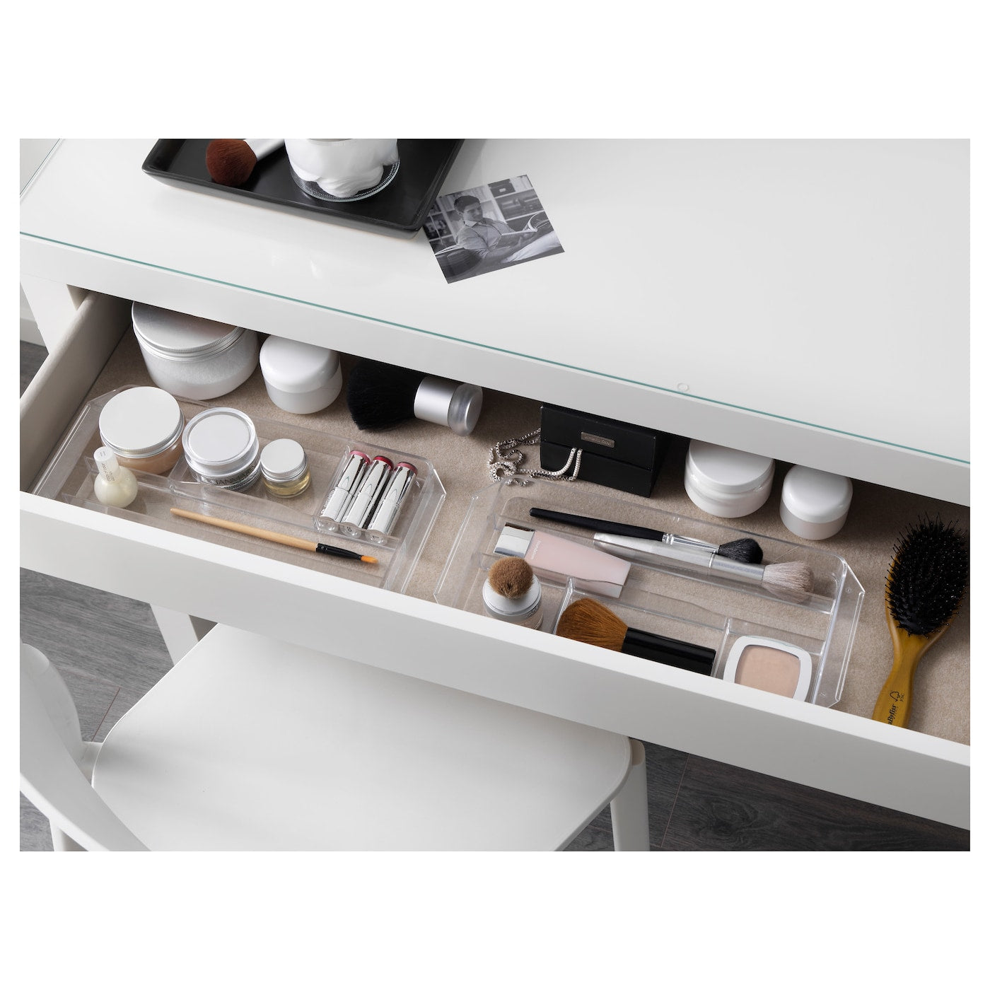 Malm white dressing table hotsell