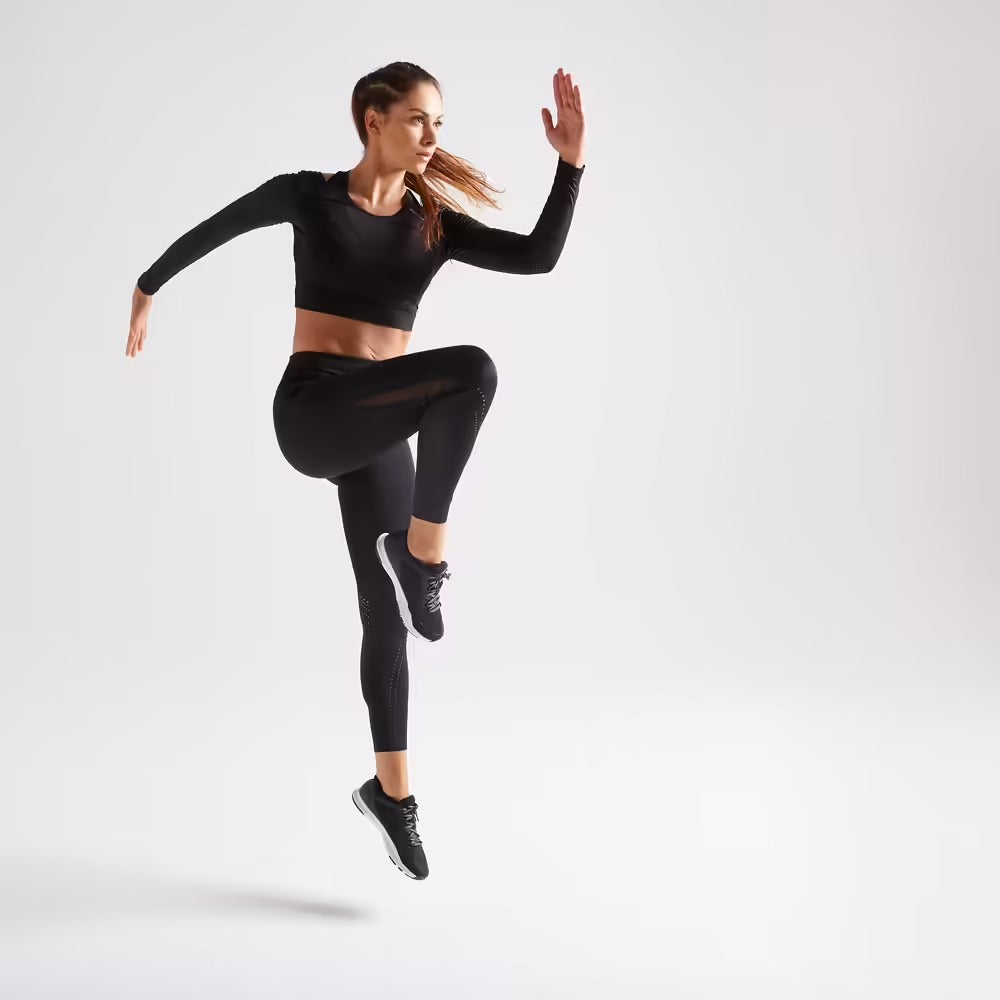 Long-Sleeved Cropped Fitness Cardio T-Shirt - Black