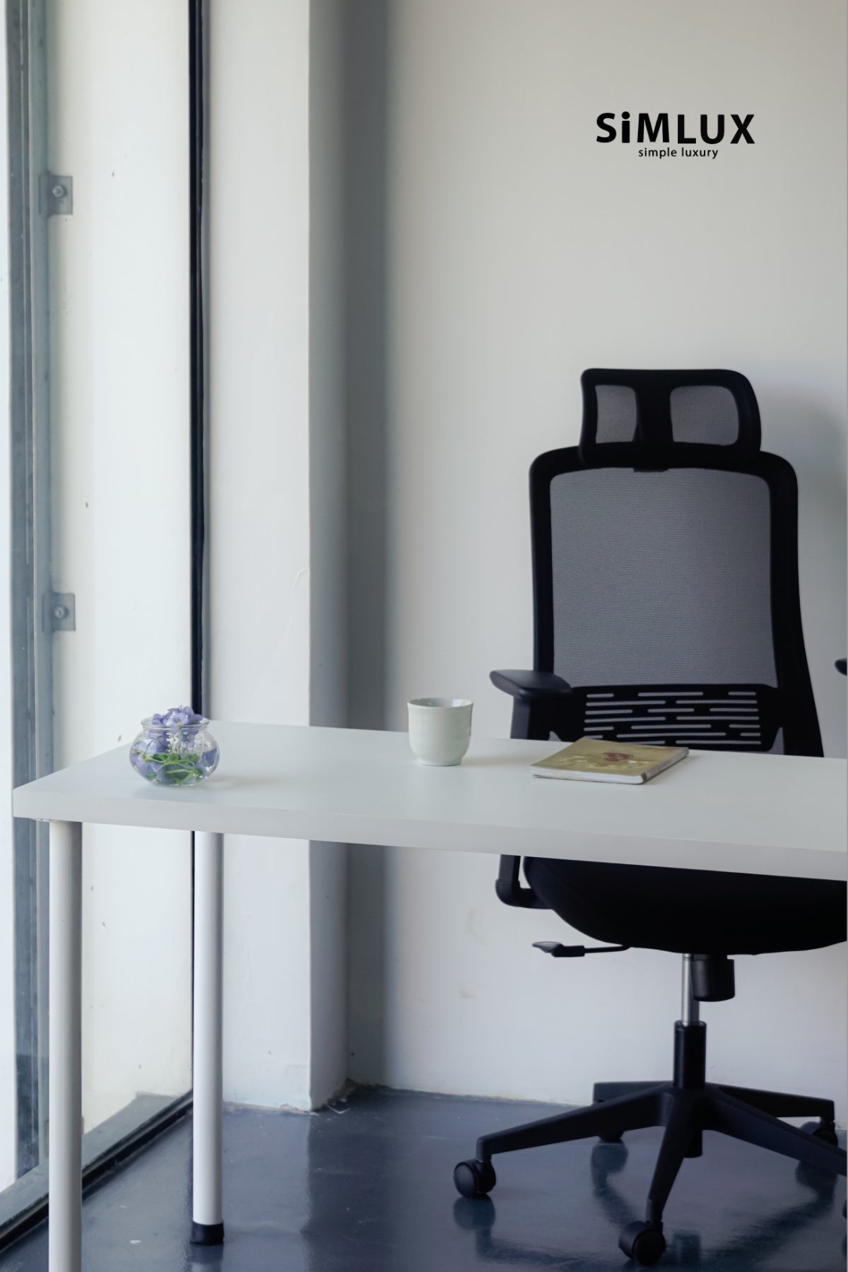 SiMLUX Simple Desk 2 white