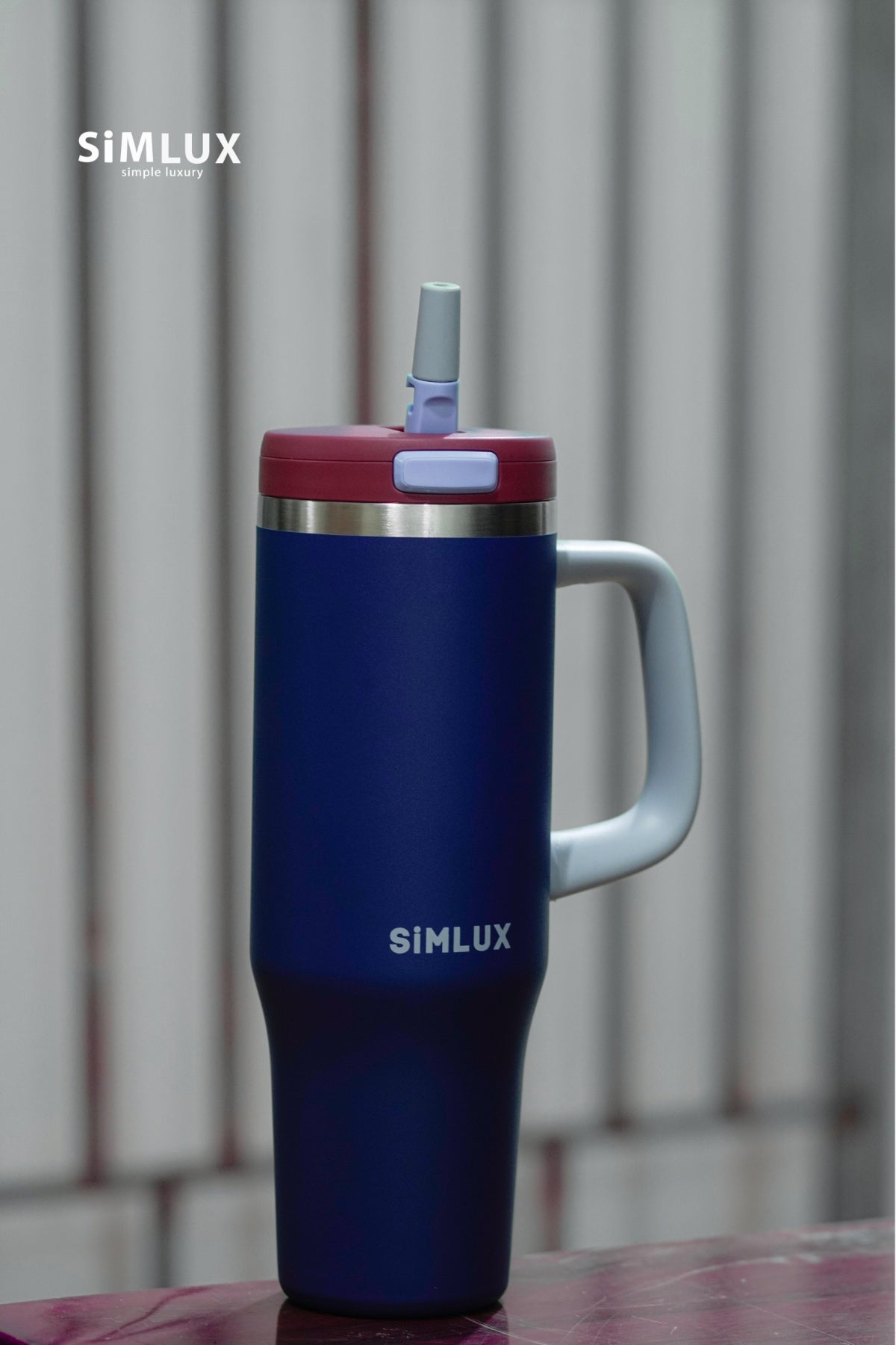 SiMLUX Tumbler Cup with Flip Straw