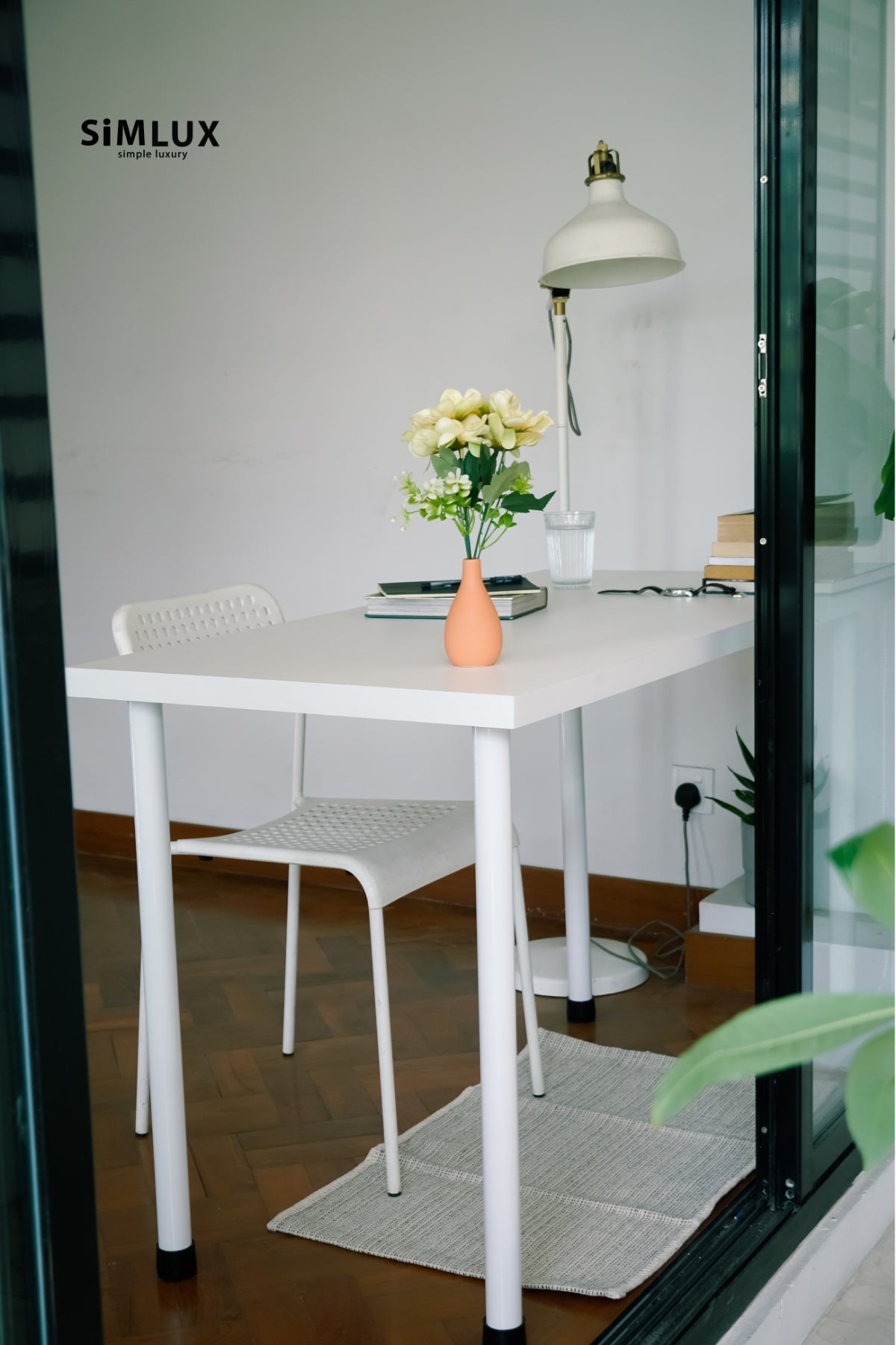 SiMLUX Simple Desk 2 white