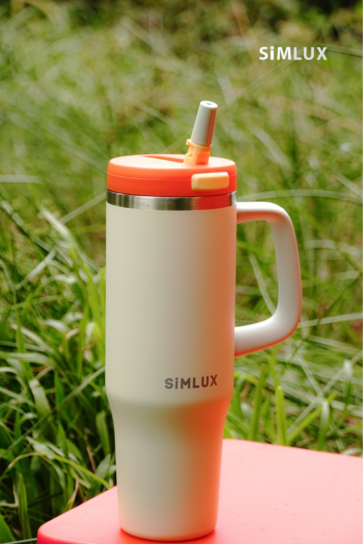 SiMLUX Tumbler Cup with Flip Straw